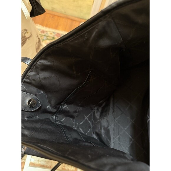 Michael Kors Eva Neoprene Large Tote Double Handle Travel Bag + Wallet Pouch - Picture 12 of 12